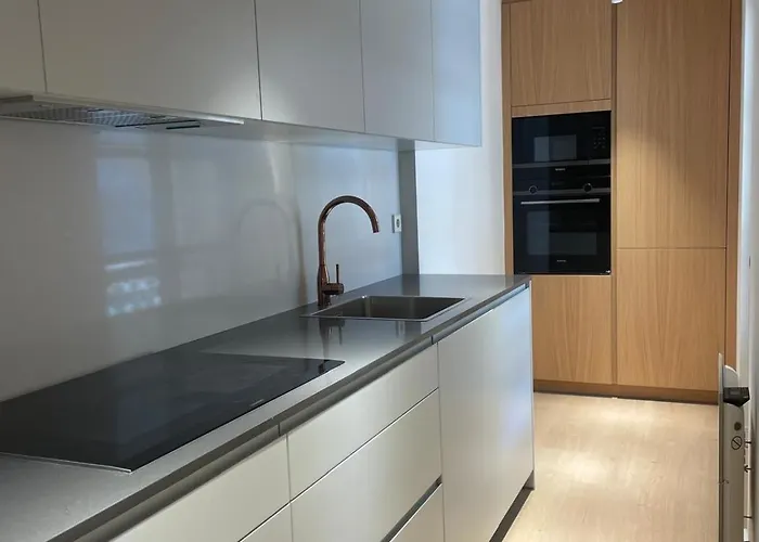 Plaza Maria Pita Center Apartment *