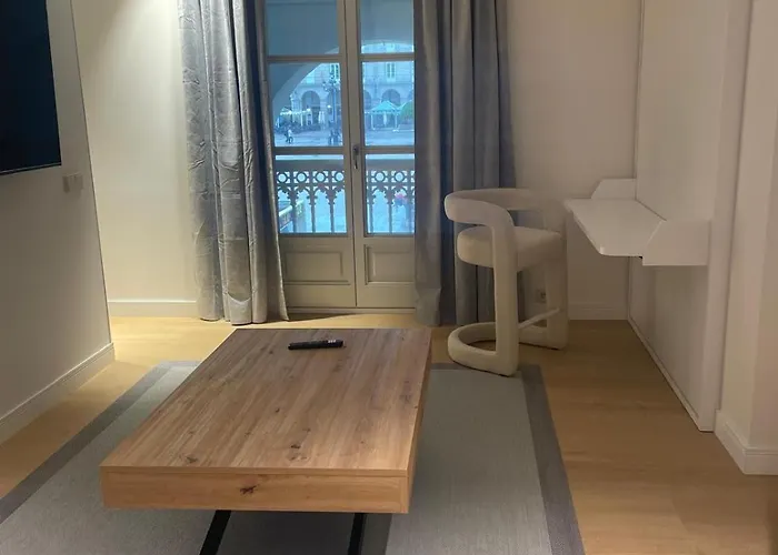 Plaza Maria Pita Center Apartment